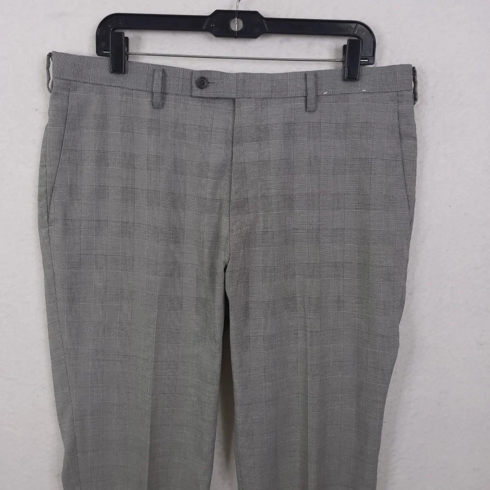 Uniqlo Kando Pants Men 35x34 Grey Glen Plaid Performance Dress Trousers Slim Fit